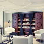 Mercure Arc De Triomphe Wagram Hotel 4*