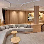 Mercure Arc De Triomphe Wagram 4*