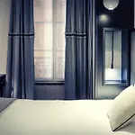 Mercure Paris Arc De Triomphe Wagram