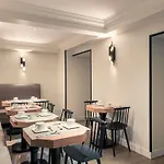 Mercure Paris Arc De Triomphe Wagram