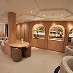Hotel Mercure Arc De Triomphe Wagram 4*