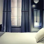 Mercure Arc De Triomphe Wagram 4* Parigi