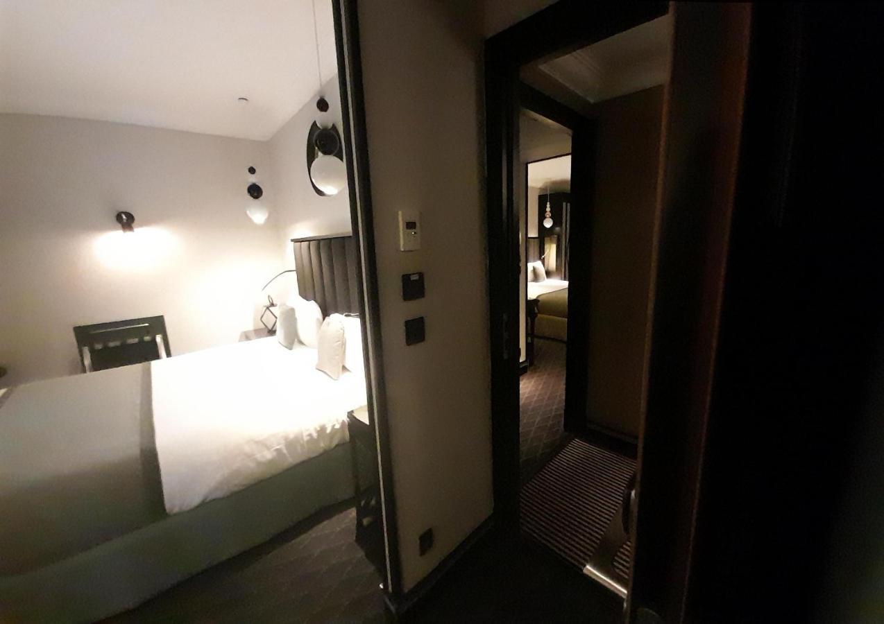 Mercure Arc De Triomphe Wagram Hotel Parigi