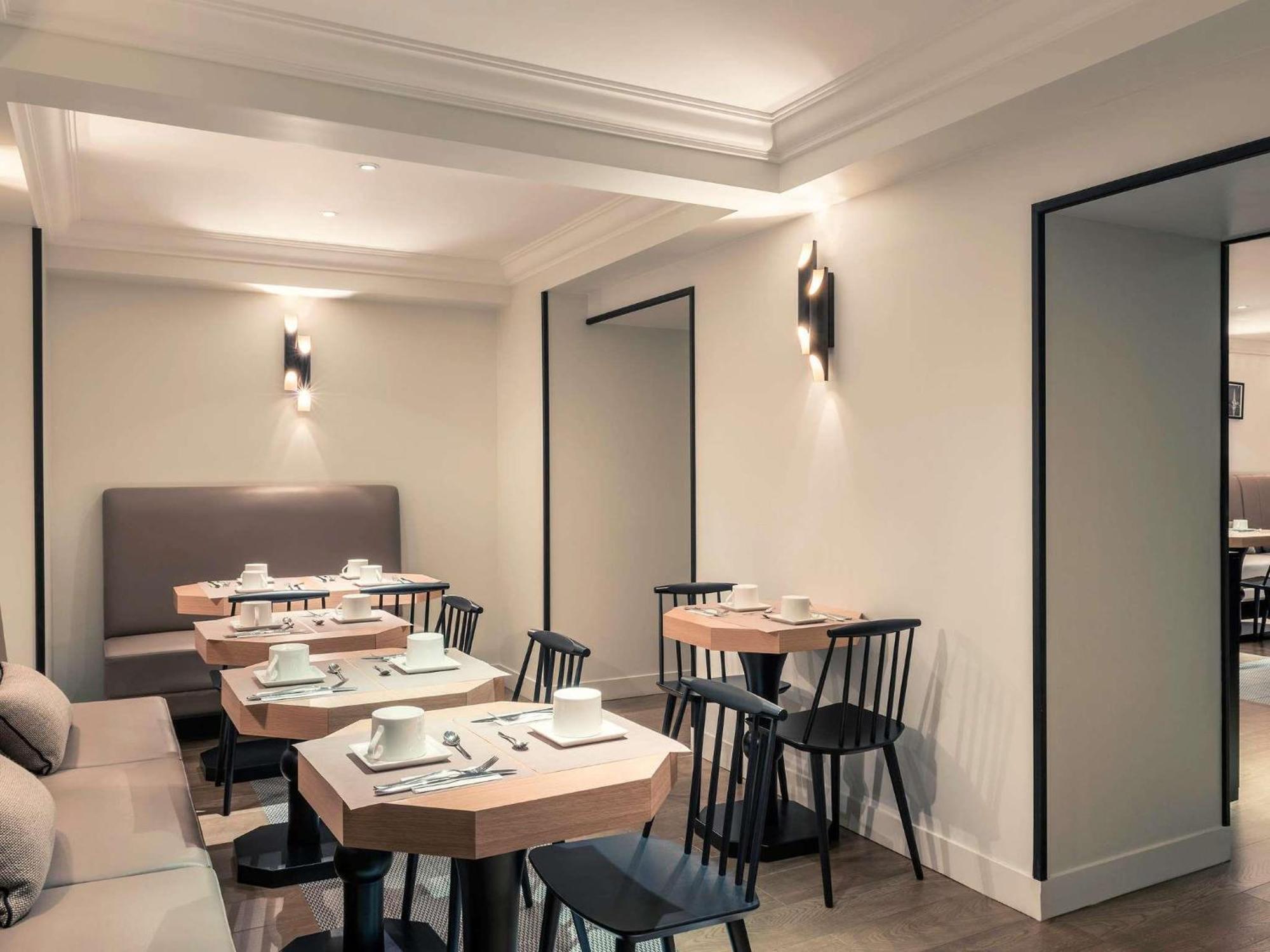 Mercure Arc De Triomphe Wagram Hotel 4*