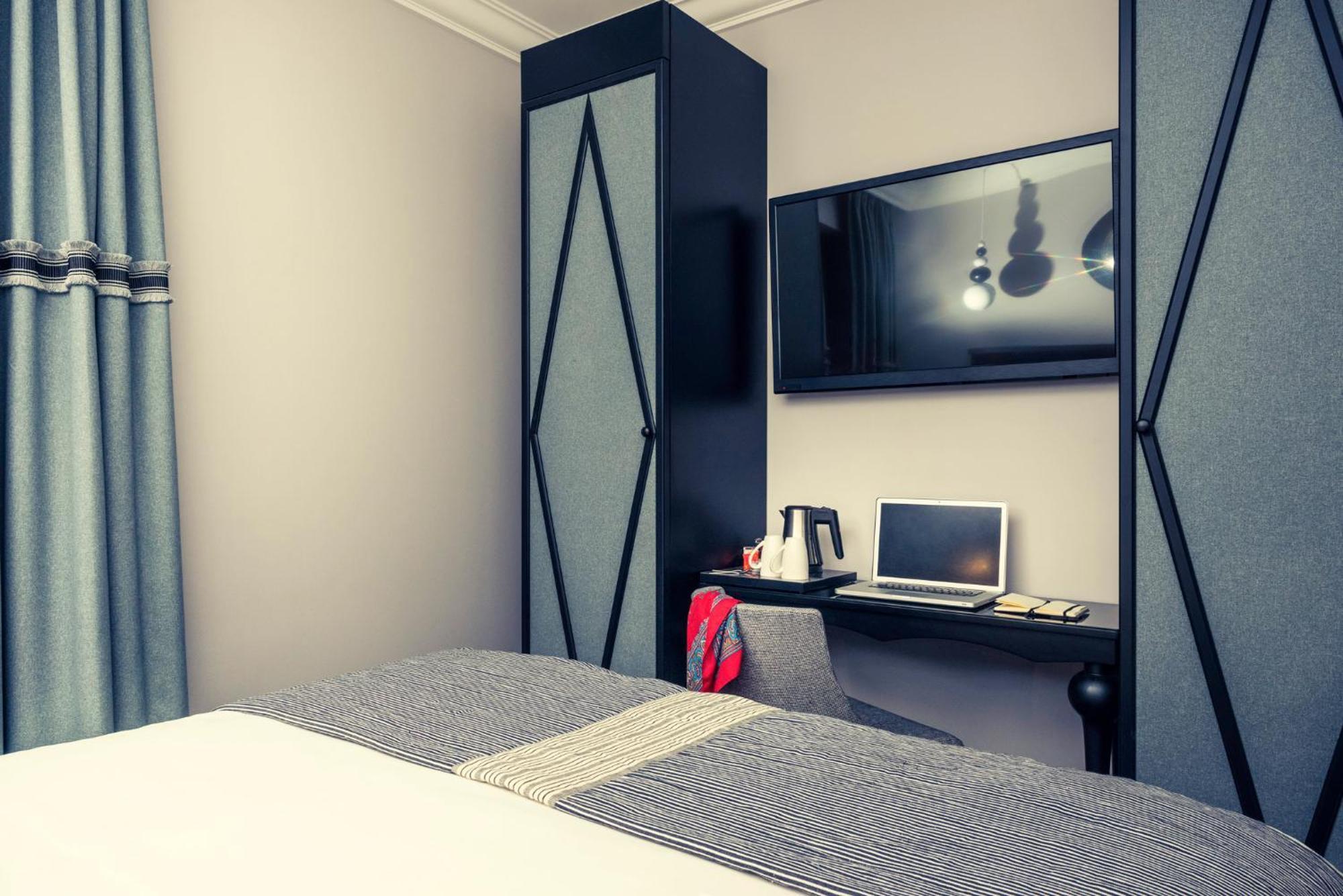 Hotel Mercure Arc De Triomphe Wagram Parigi