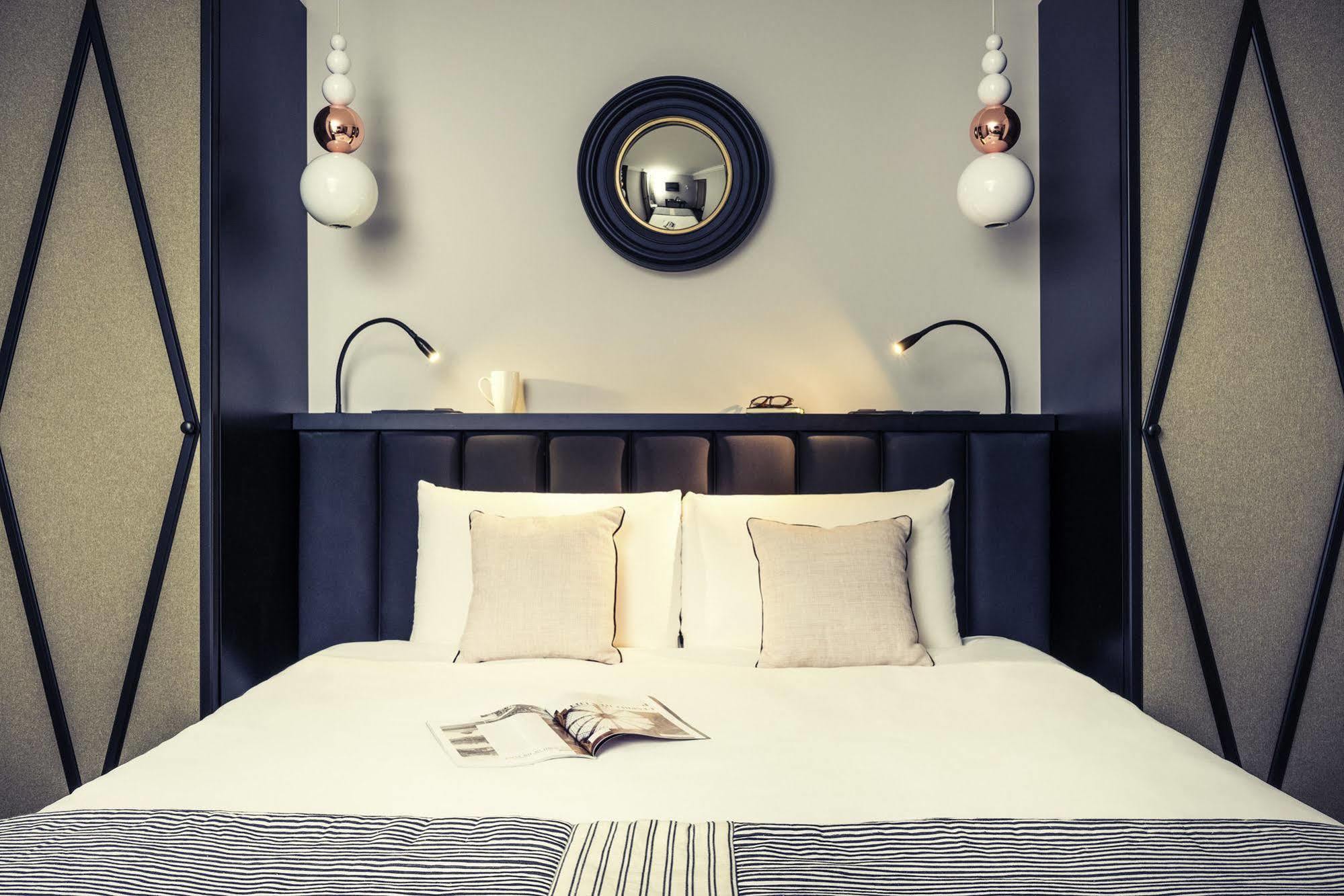 Mercure Arc De Triomphe Wagram Parigi